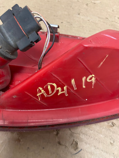 2006 to 2010 Chrysler PT Cruiser Right Passenger RH Tail Light AD4119 LK9