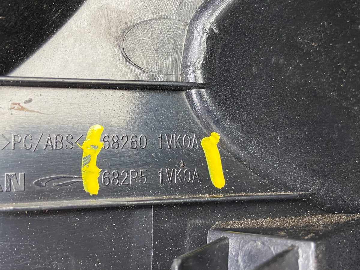 2011 to 2015 Nissan Rogue Dash Upper Center Radio Bezel Trim u5940 DG5