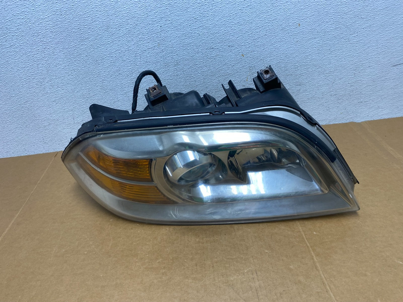 2004 2005 2006 Acura MDX Right Passenger RH Headlight Halogen AD8932 DW0