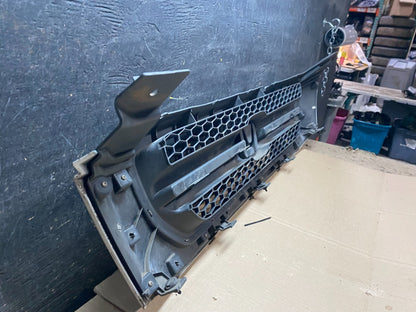 2003 2004 2005 Honda Pilot Front Upper Grill Grille Oem X3063 DG11