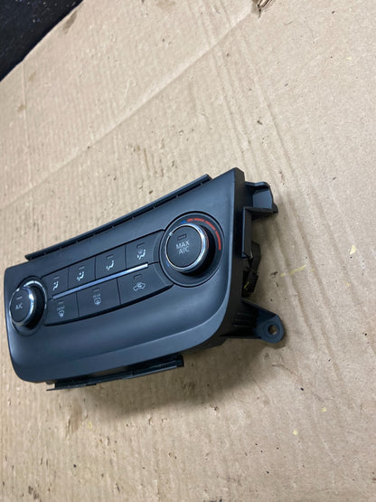 2015-2017 Nissan Sentra Climate Control Unit Heater Ac Temperature Hvac y5334 DG2