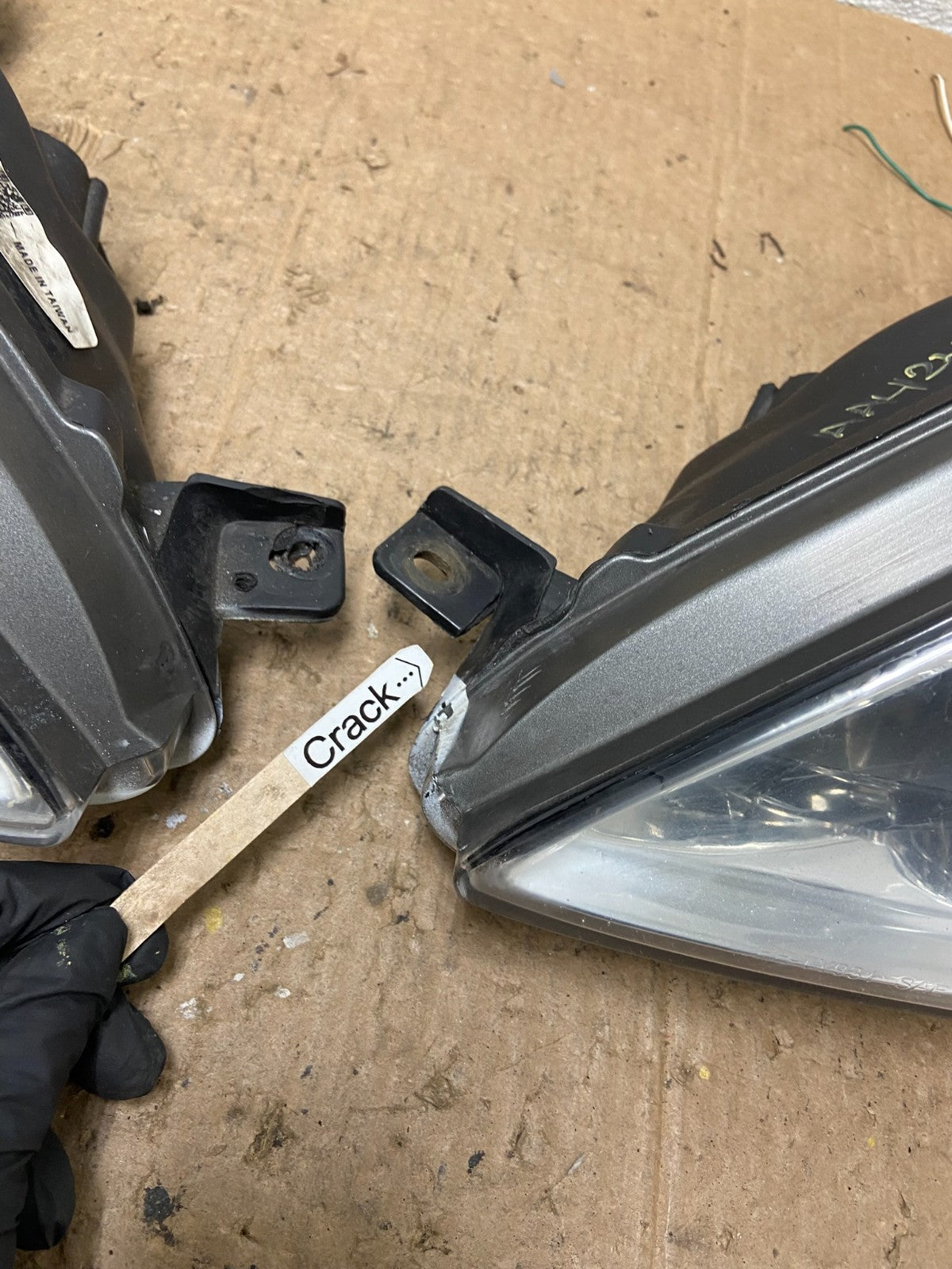 2005 - 2006 Lexus Es330 Left+Right Set Headlights LED Projector  AA4247 DG6