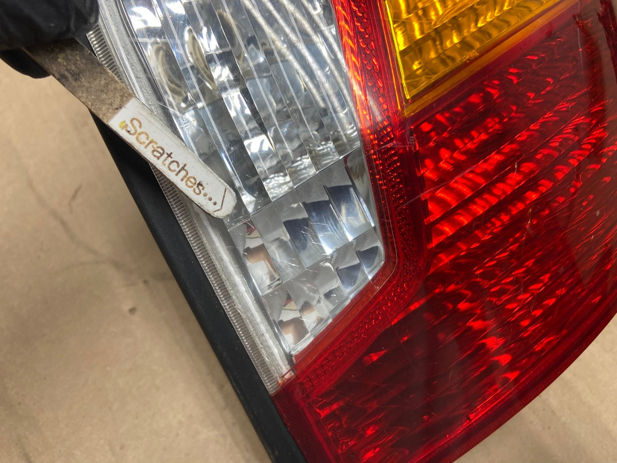 2001 2002 2003 2004 Hyundai Santa Fe Right Passenger Rh Tail Light AH6683 LK3
