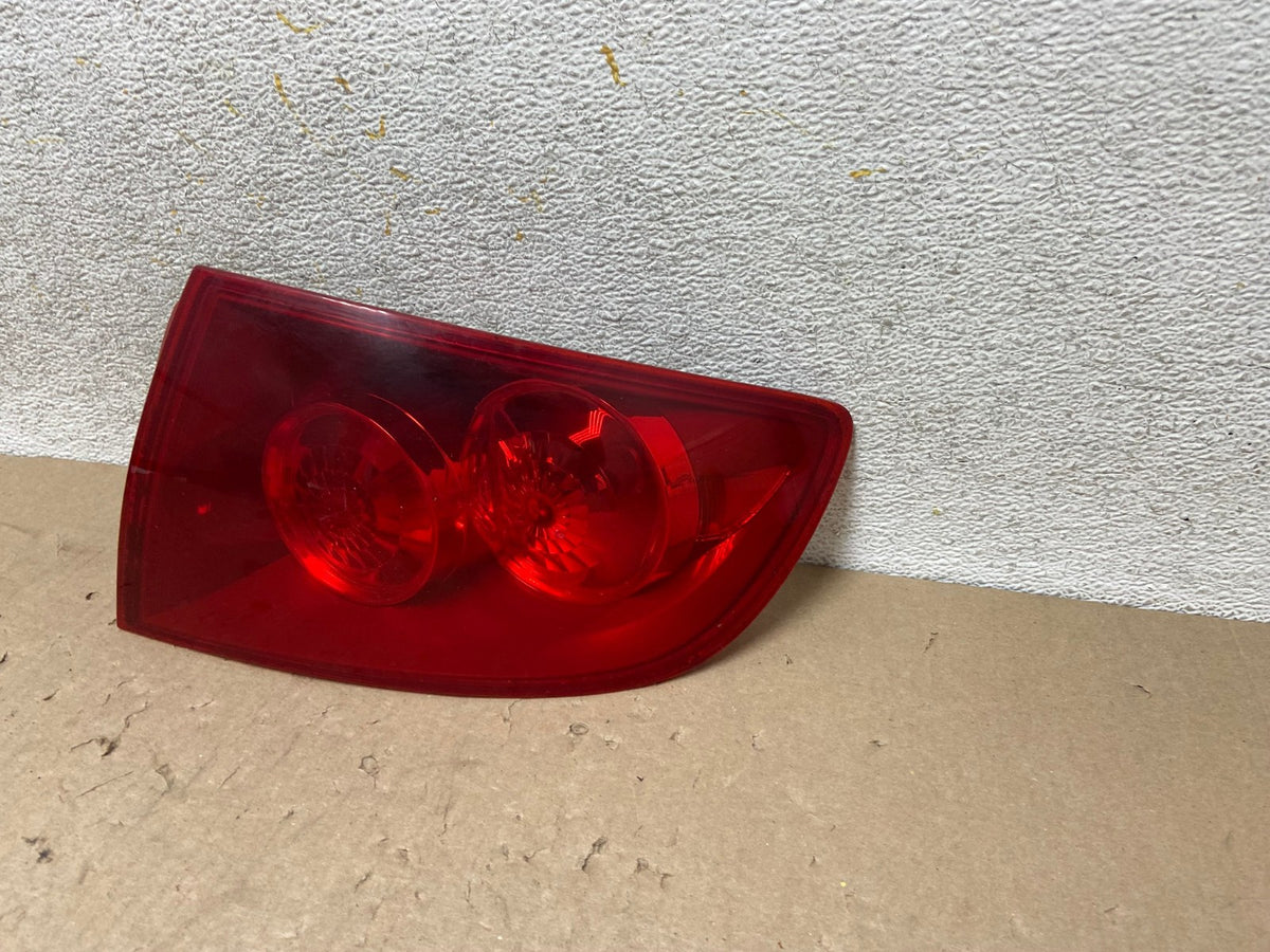 2004 2005 2006 Mazda 3 Sedan Right Passenger RH Side Tail Light AH6946 LK2