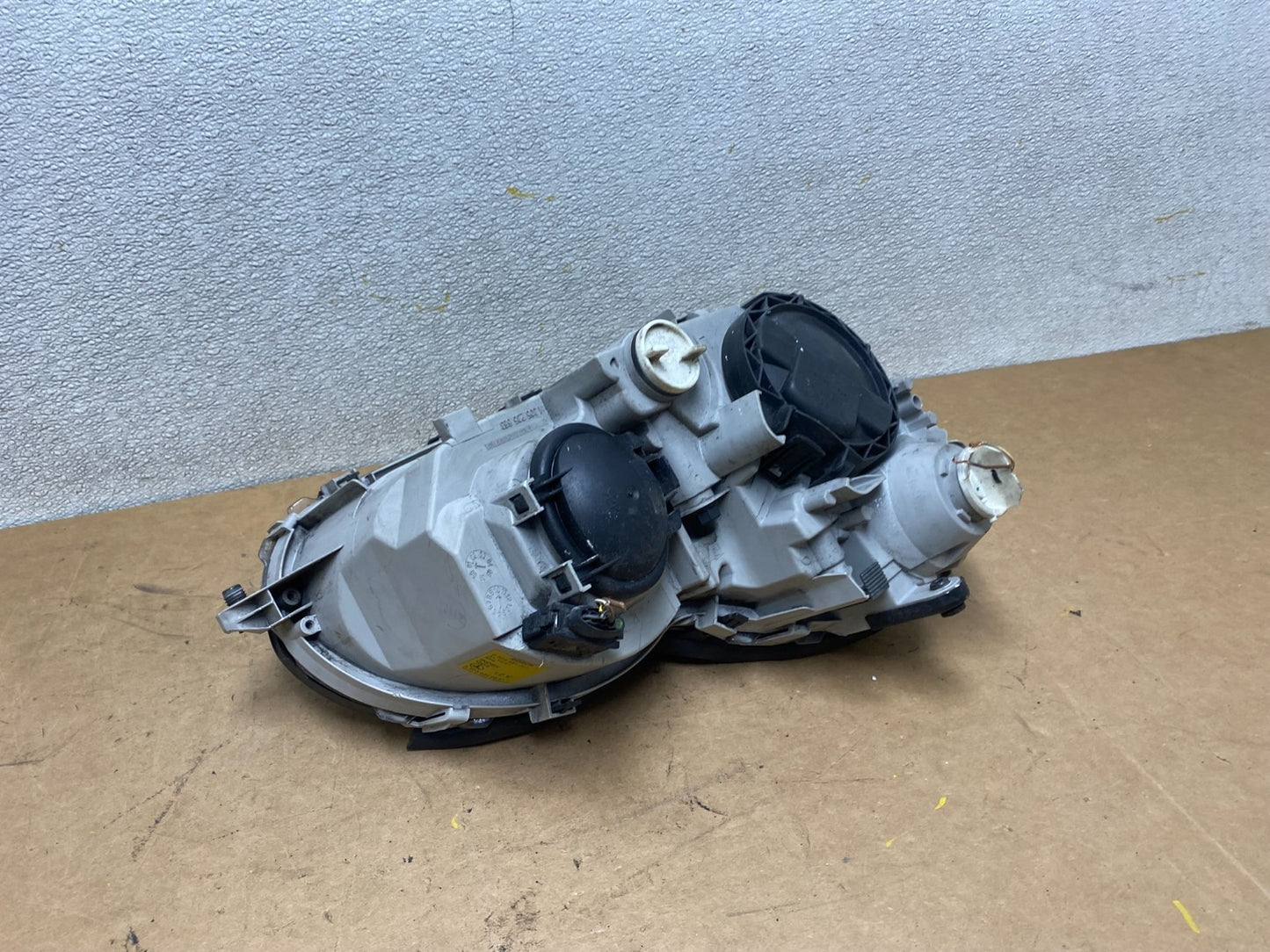 2001-2004 Mercedes-Benz C Class Halogen Left Driver Headlight Oem X4878 DW7