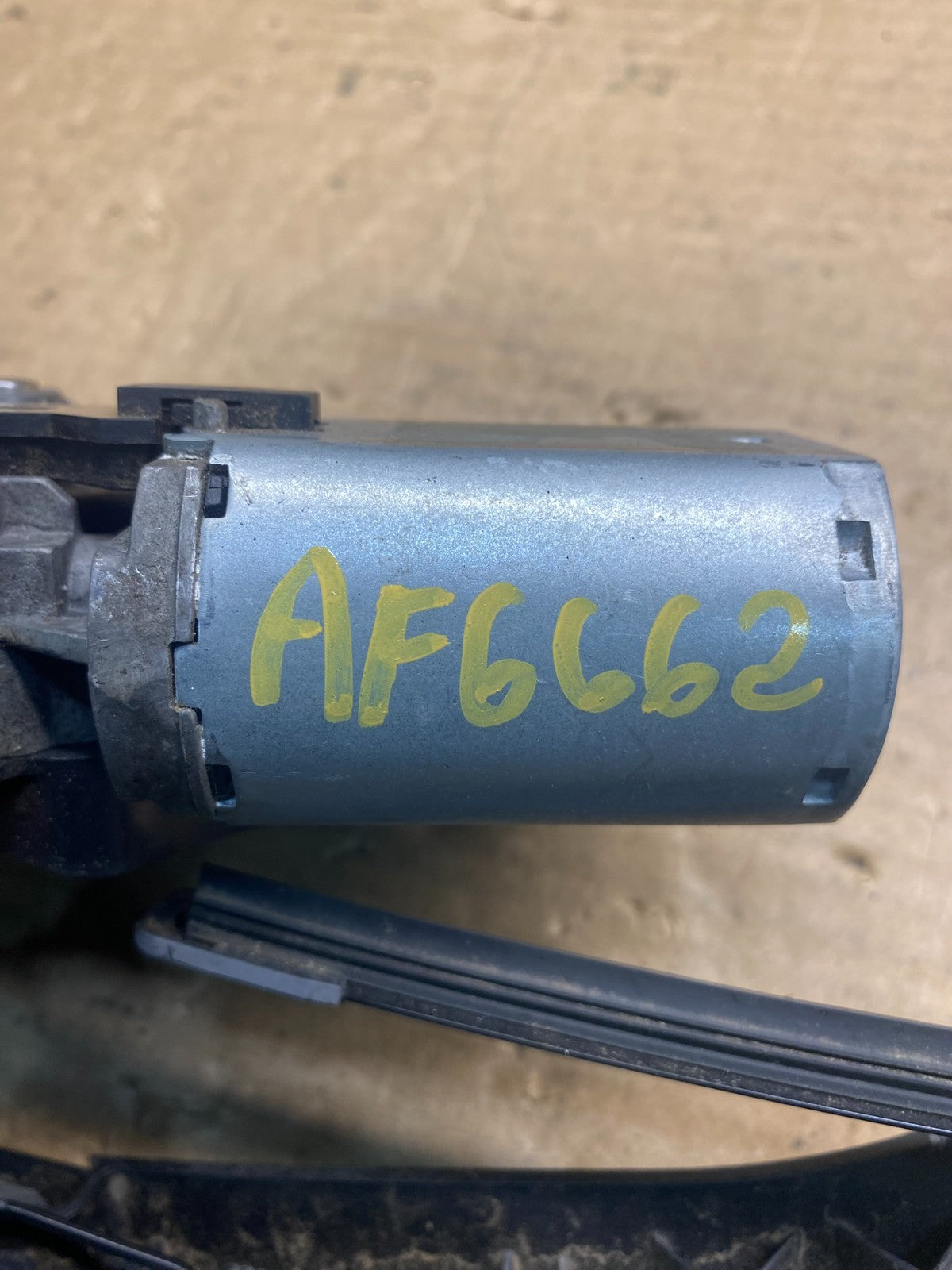 2013 to 2019 Ford Escape Rear Windshield Wiper Motor AF66626