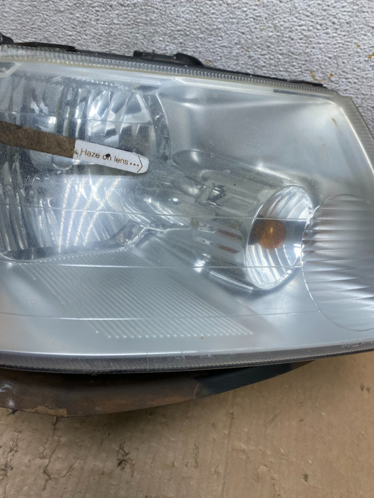 2005 - 2007 Ford Freestyle Right Passenger RH Side Halogen Headlight AI9250 LK5