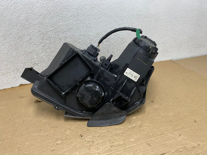 2003 to 2007 Cadillac CTS Right Passenger RH Halogen Headlight AG8234 DW9