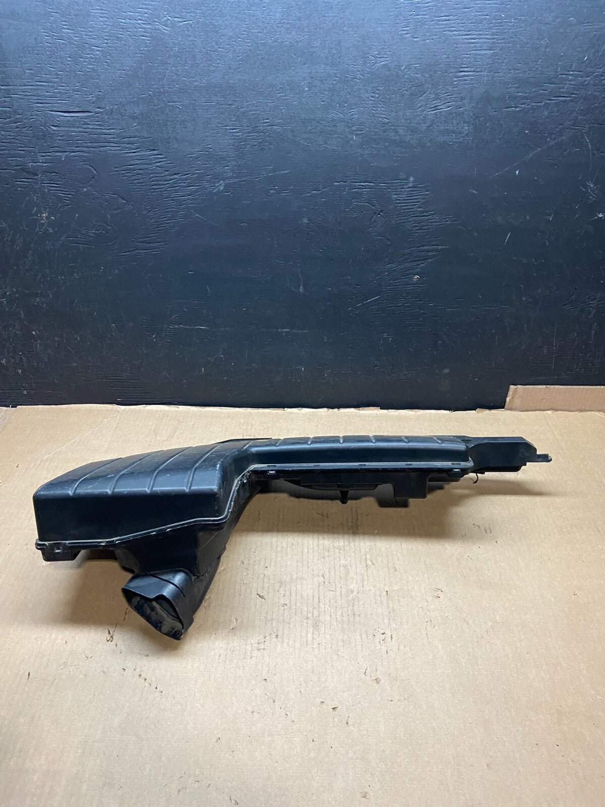 2008 to 2014 Nissan Murano Upper Air Intake Duct E4142 DG10