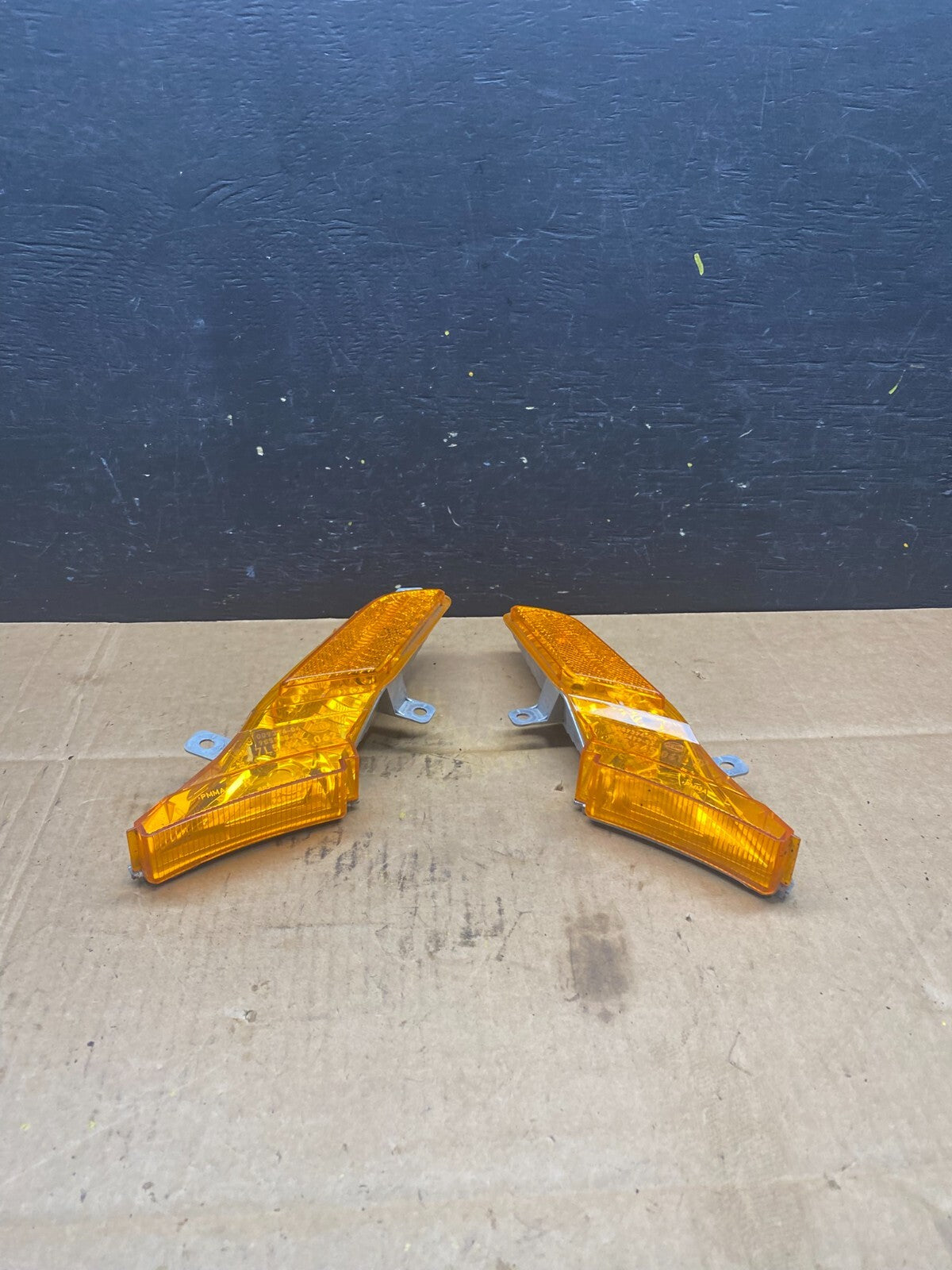 2008 2009 2010 Porsche Cayenne Left+Right Set Marker Orange Turn Light O1304 DG1