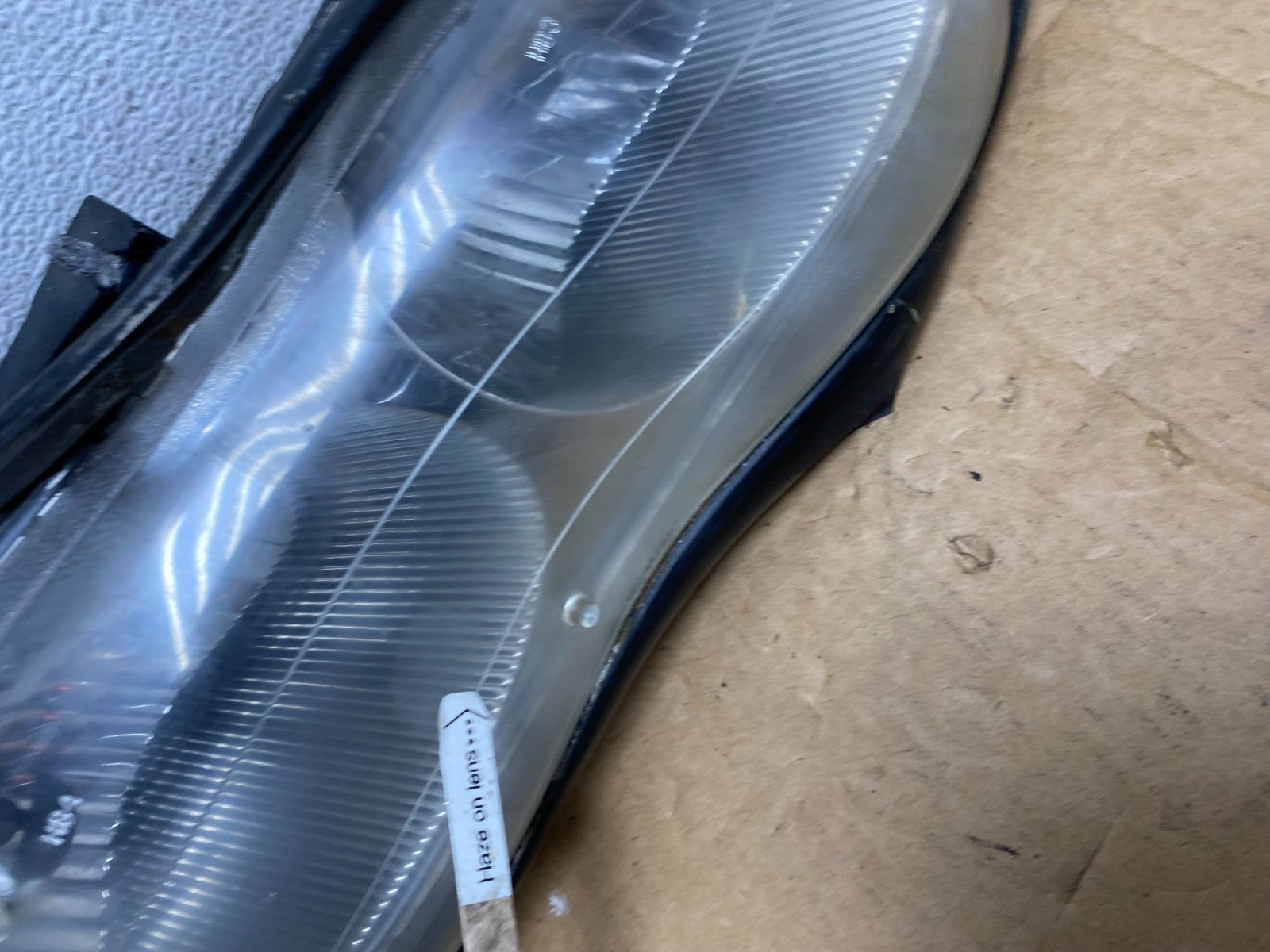 1998 to 2002 Chevrolet Camaro Pair Left and Right Headlights ad4504 DG5