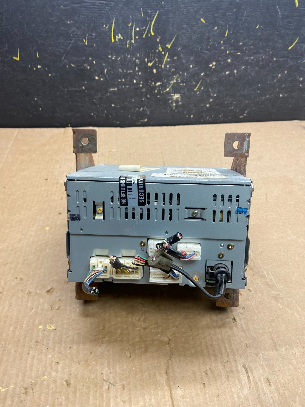 2005 Nissan Pathfinder Am Fm Cd Player Radio Receiver z4136 DG3