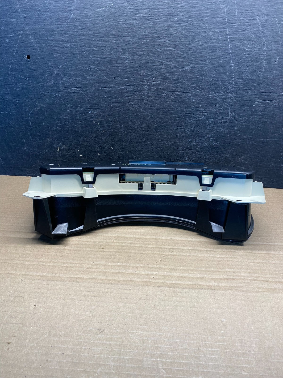 2002 GMC Yukon Speedometer Cluster Gauge AF3813 DW4