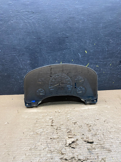 2003 to 2007 Chevrolet Express Speedometer Cluster Gauge 25755008 S9181 DG0