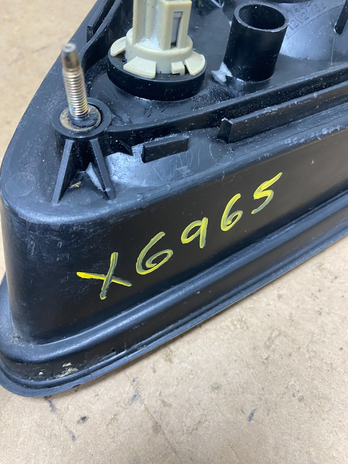 1999-2001 Lexus Rx300 Left Driver Lh Tail Light Inner Trunk Lid Oem X6965 GD7