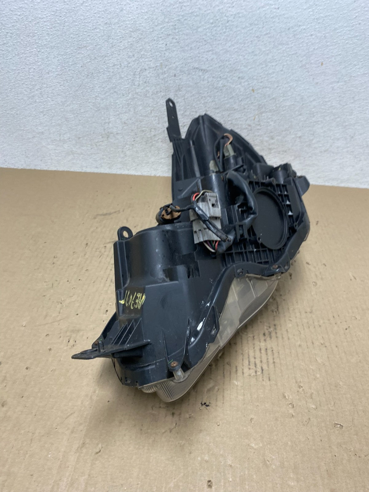 2012-2016 Subaru Impreza Crosstrek Right Passenger Halogen Headlight AE7071 DW7