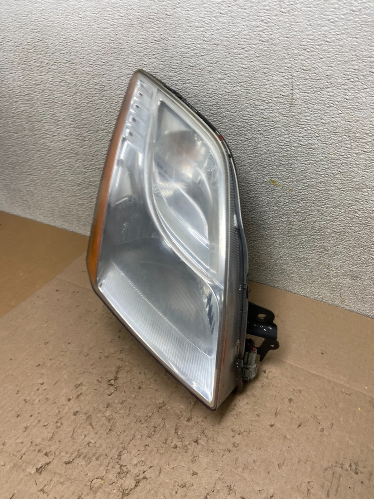 2010 2011 2012 Nissan Sentra Halogen Right Passenger RH Side Headlight Z6502 DW1