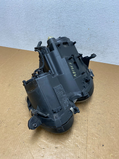 2003-2006 Mercedes E E320 E350 Class Right Passenger Halogen Headlight AE1368 DW8