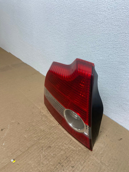 2004 to 2007 Volvo S40 Left Driver LH Side Tail Light OEM AB8220 LK1