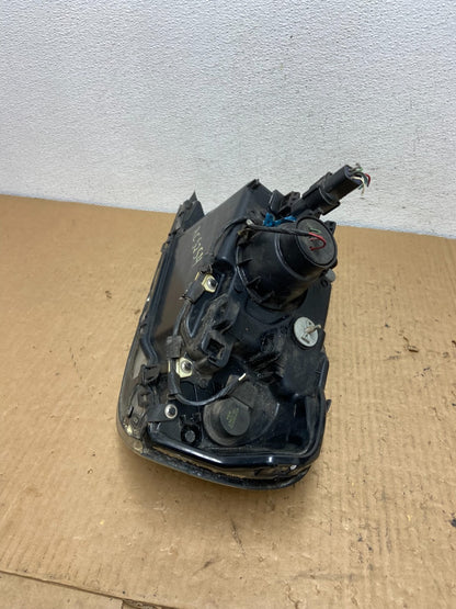 2000 to 2005 Mercury Sable Right Passenger Side Halogen Headlight AC8254 DW7