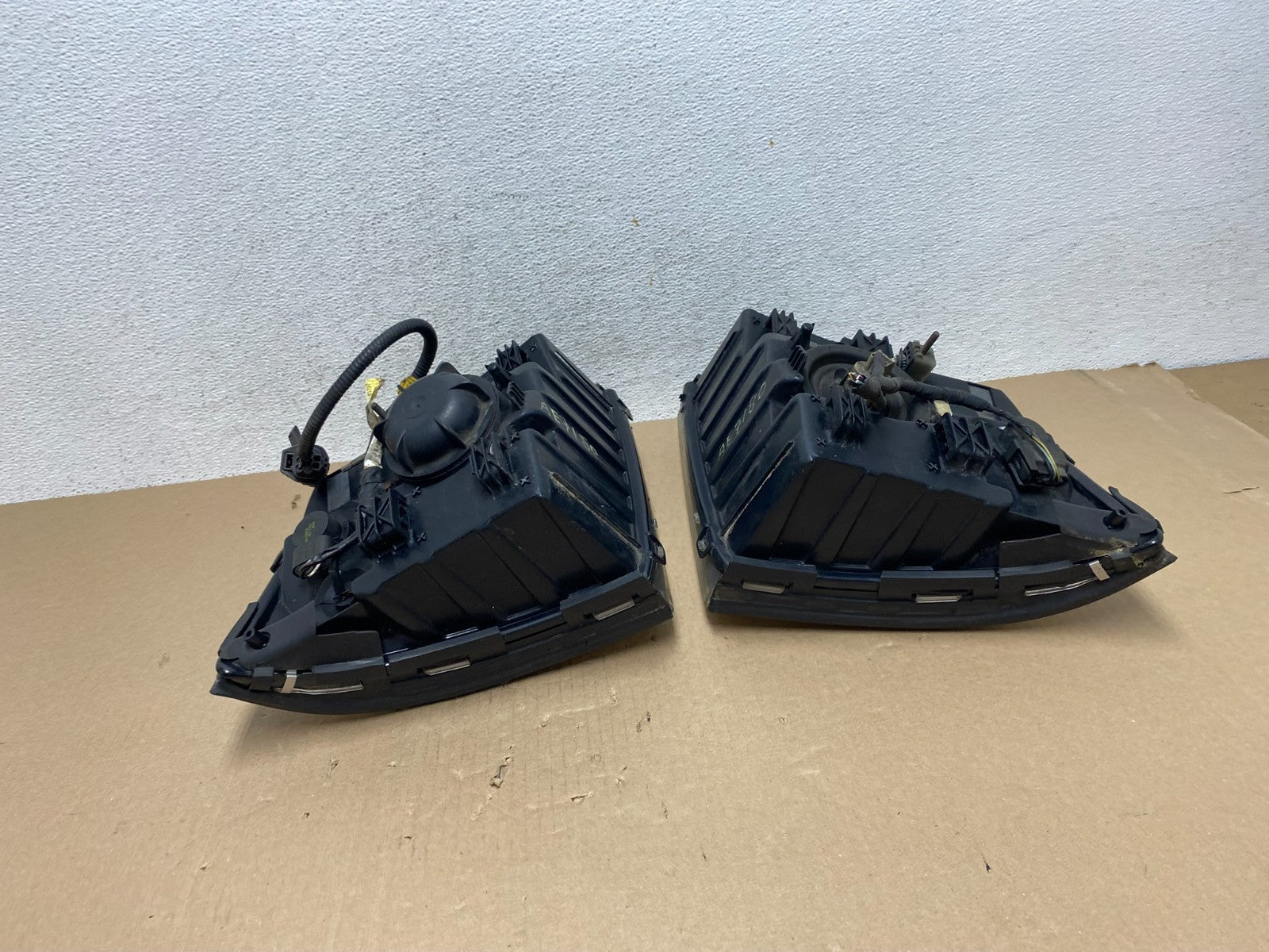 2006-2010 Mercury Mountaineer Left+Right Side Halogen Headlights AE7180 DW9
