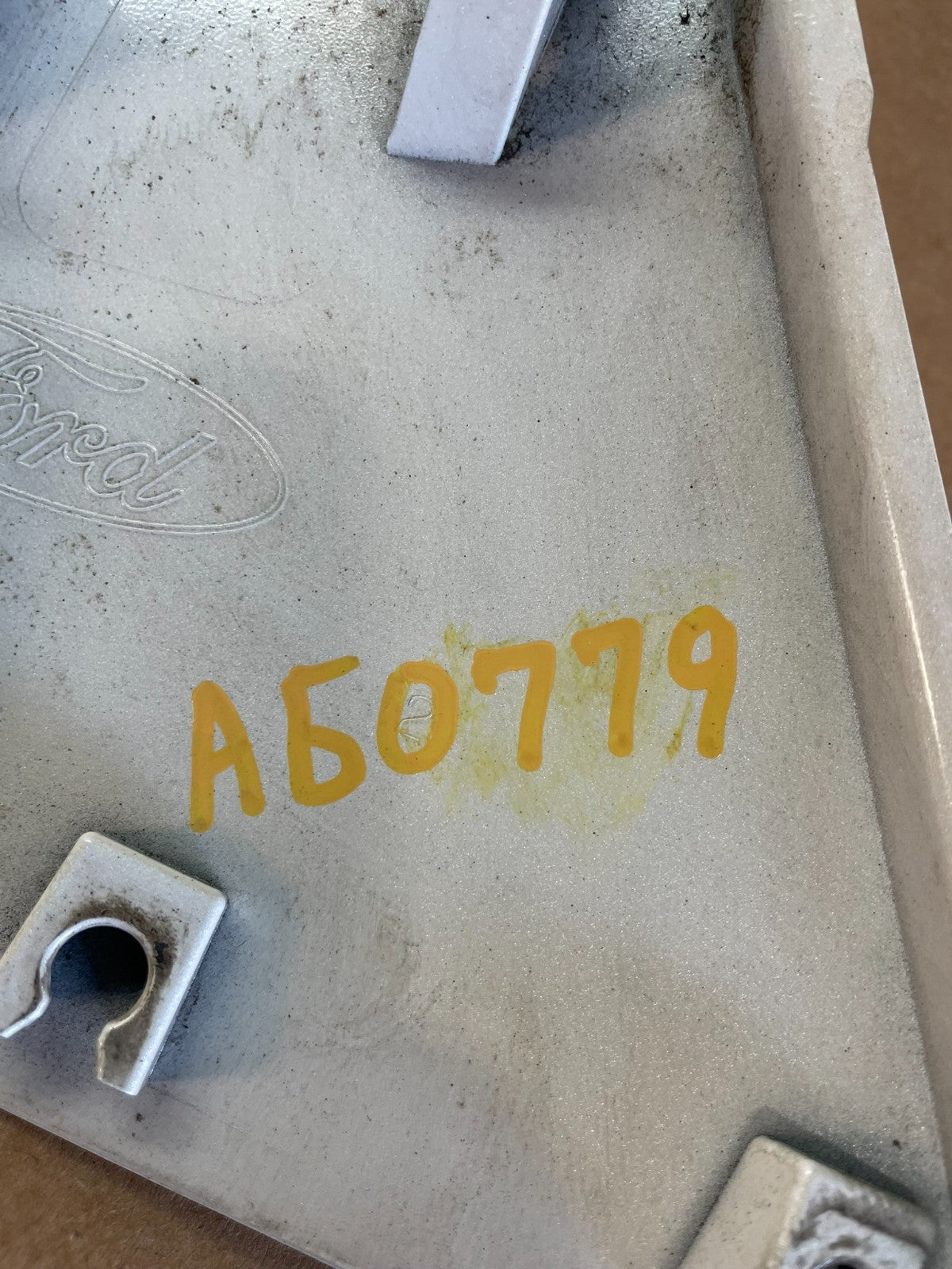 2017 2018 2019 Ford Escape Rear Trunk Molding with Camera AG0779 DG5