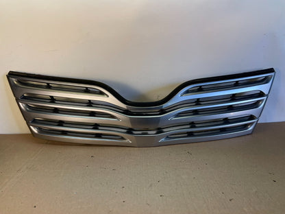 2009 to 2012 Toyota Venza Front Upper Grill Grille R2159 DG0