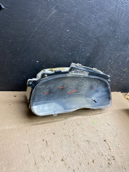 2001 - 2002 Ford Econoline E250 E350 Van Speedometer Instrument Cluster t5924 DG1