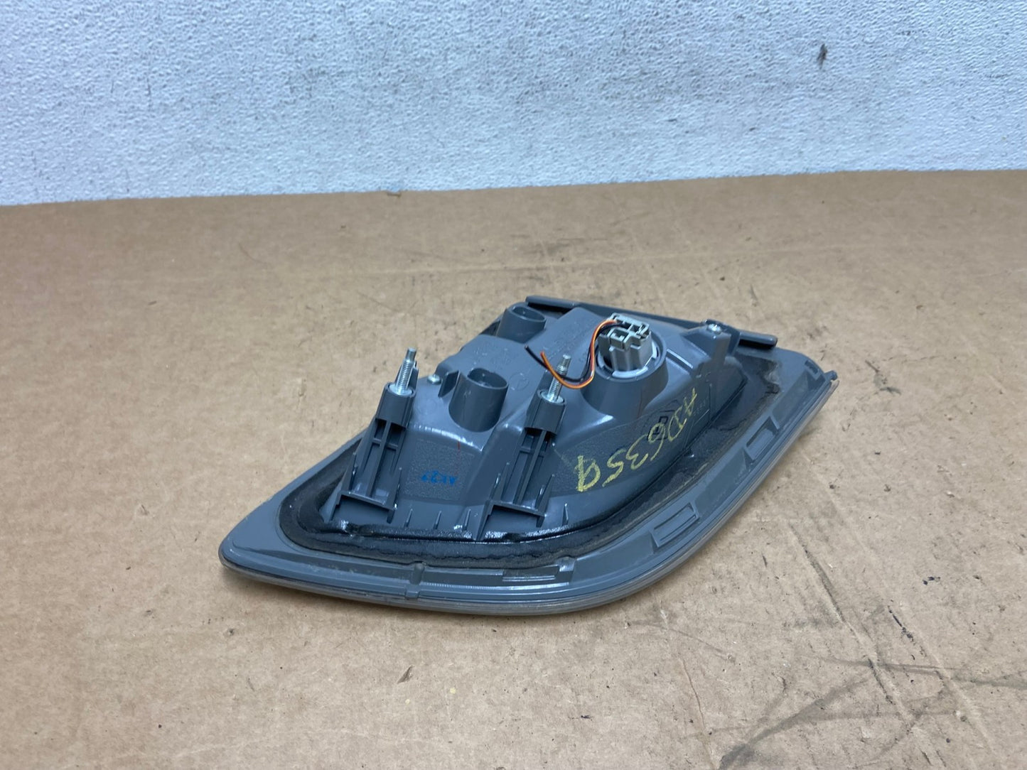 2010 2011 2012 Mazda CX-9 Tail Light Inner Right Passenger Rh Side AD6359 LK3