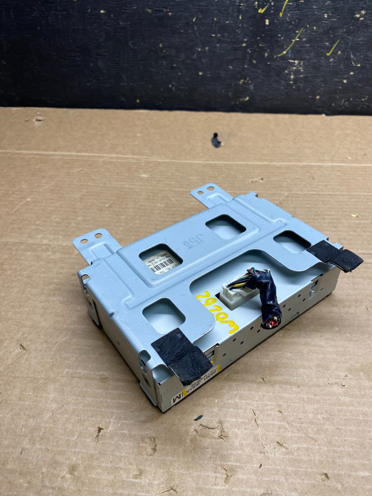 2008 to 2012 Nissan Armada QX56 Display Screen Information W0262 DG5