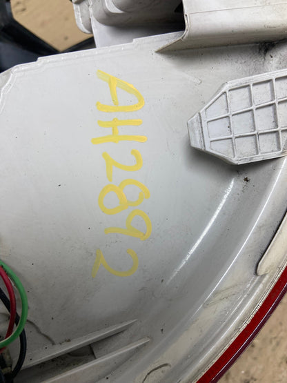 2010 to 2017 GMC Terrain Halogen Right Passenger Rh Side Tail Light AH2892 LK7