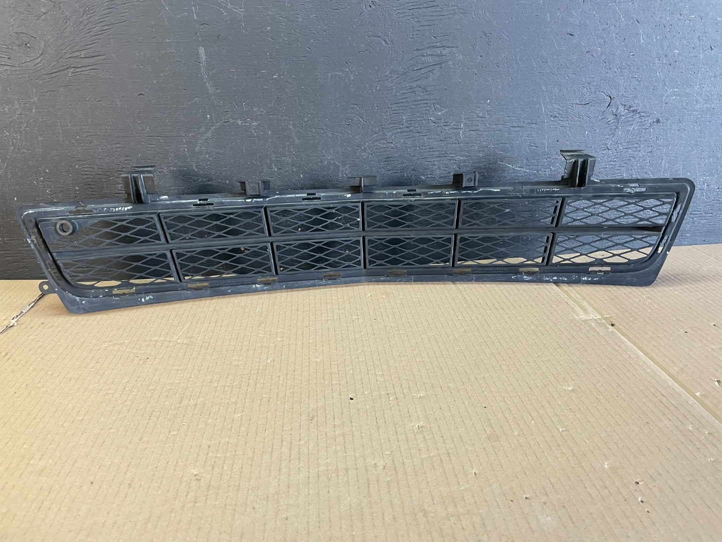 2010-2013 Buick Lacrosse Front Lower Grill Grille AE3543 DG3