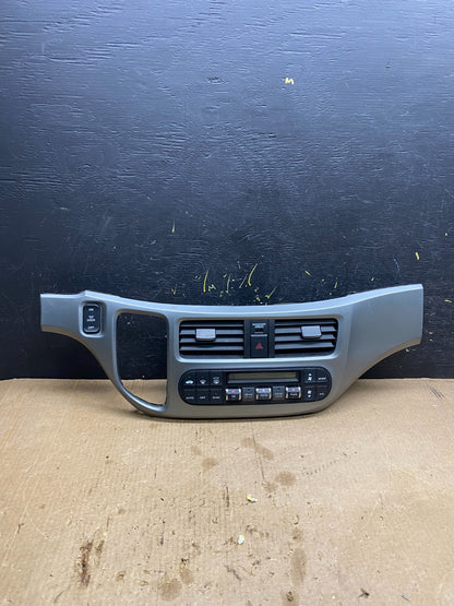 2005 to 2010 Honda Odyssey  Radio Climate Control Dash Trim Bezel Z4583 DG0