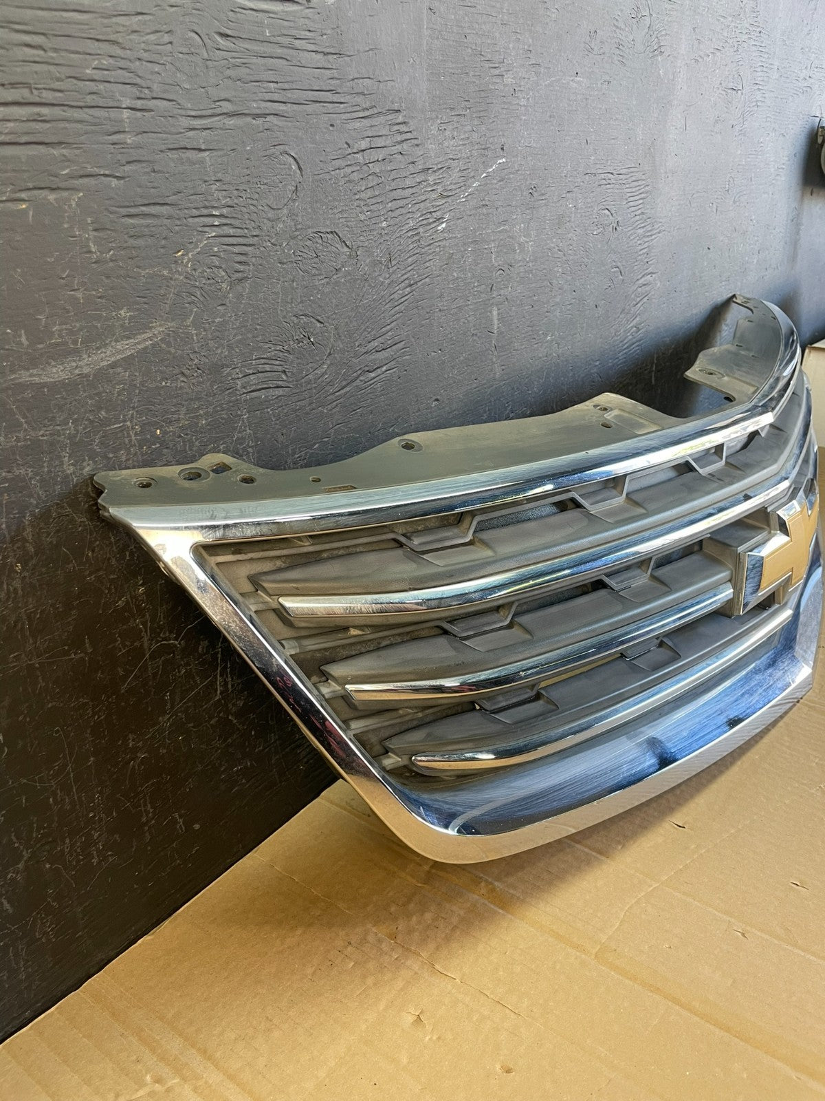 2013 to 2017 Chevrolet Traverse Front Upper Grill Grille ac9720 DG2
