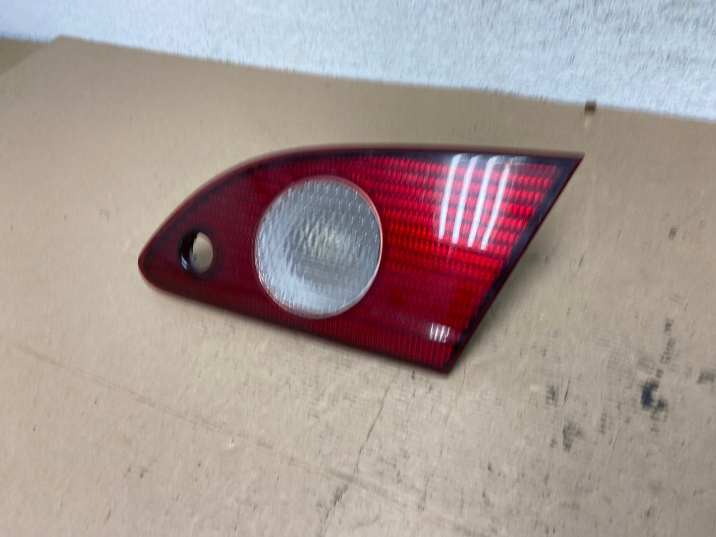 2001 2002 Toyota Corolla Right Passenger RH Side Inner Tail light AF4660 LK1