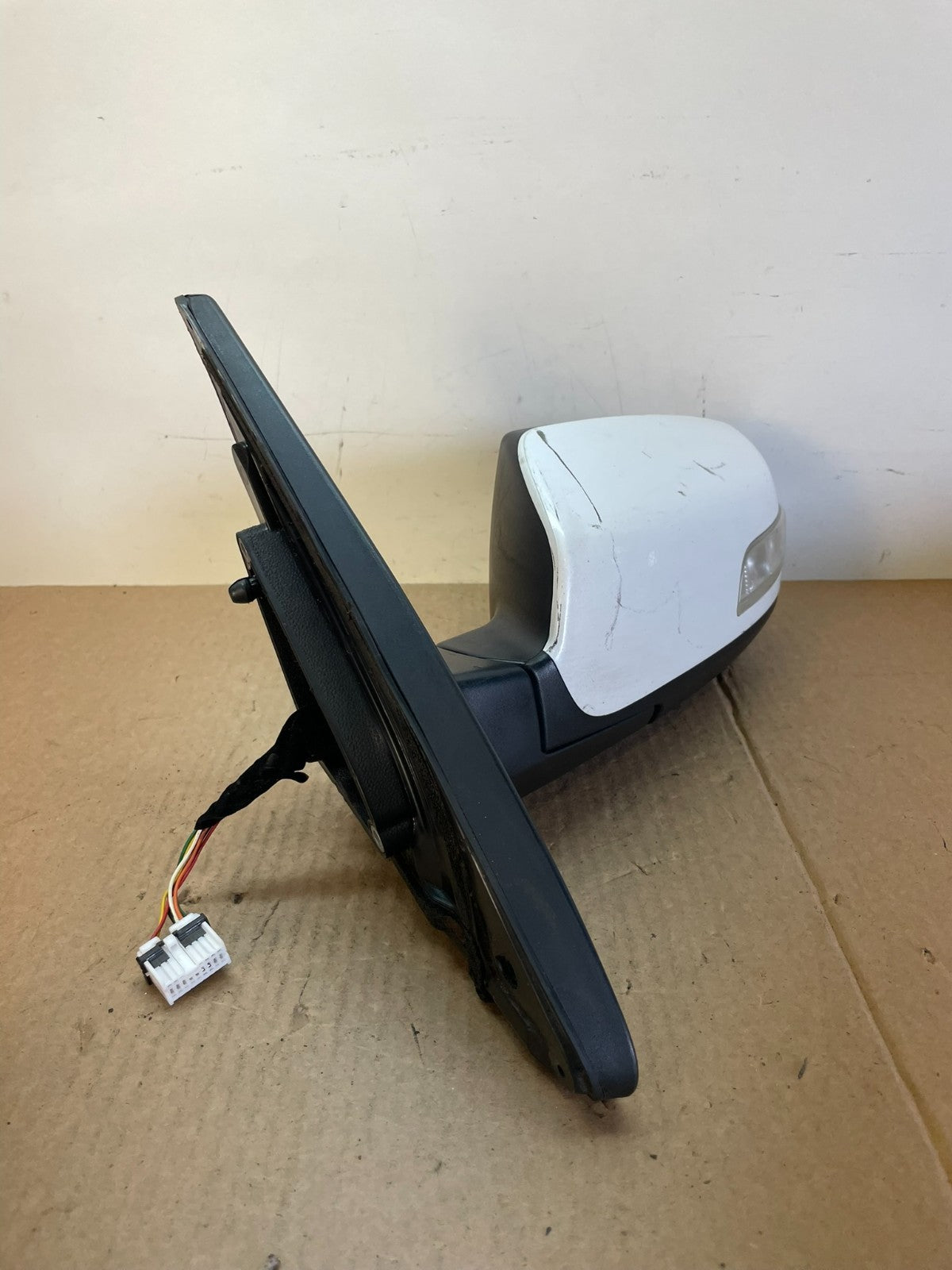 2011 - 2015 Kia Sorento Left Driver Lh Side Door Mirror Turn Signal AH62531