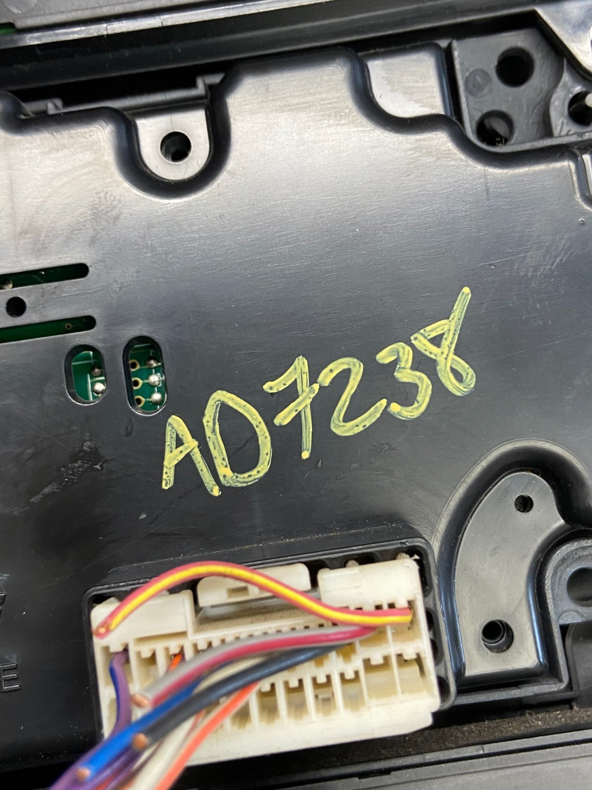 2005 2006 2007 Jeep Commander Grand Cherokee A/C Climate Control Bezel ad7238 DG8
