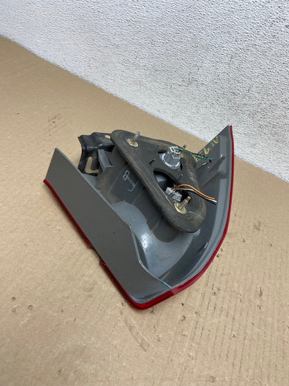 2001 2002 Honda Civic Sedan Right Passenger Rh Side Tail Light AE9536 LK6