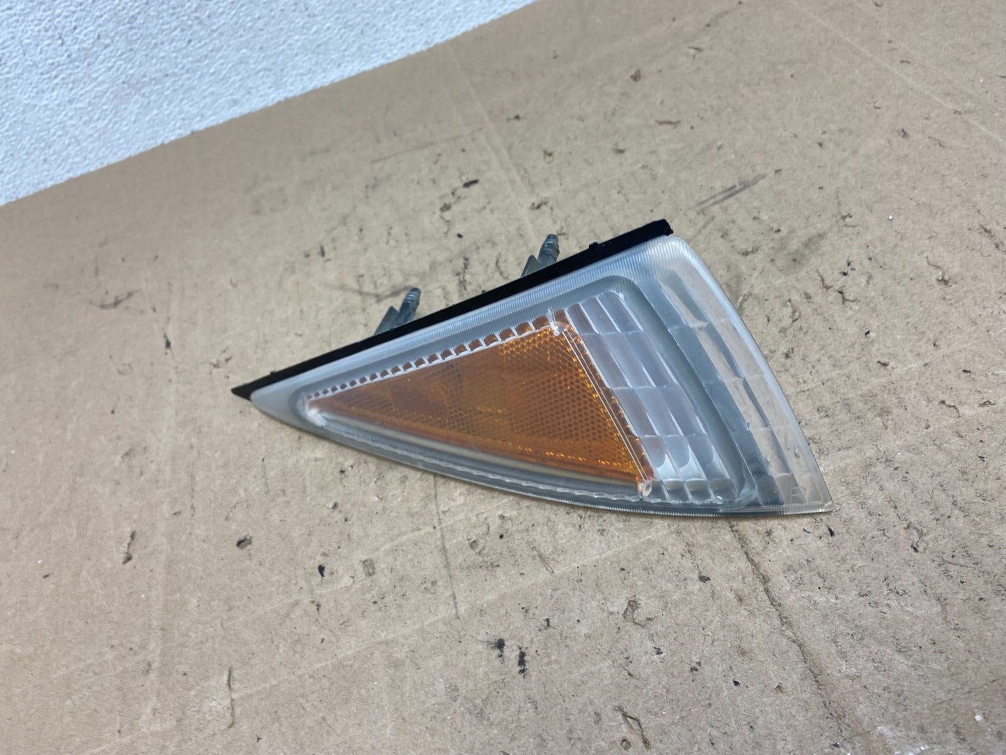 1995 - 1999 Chevrolet Cavalier Right Passenger Turn Signal AE6432 DG1