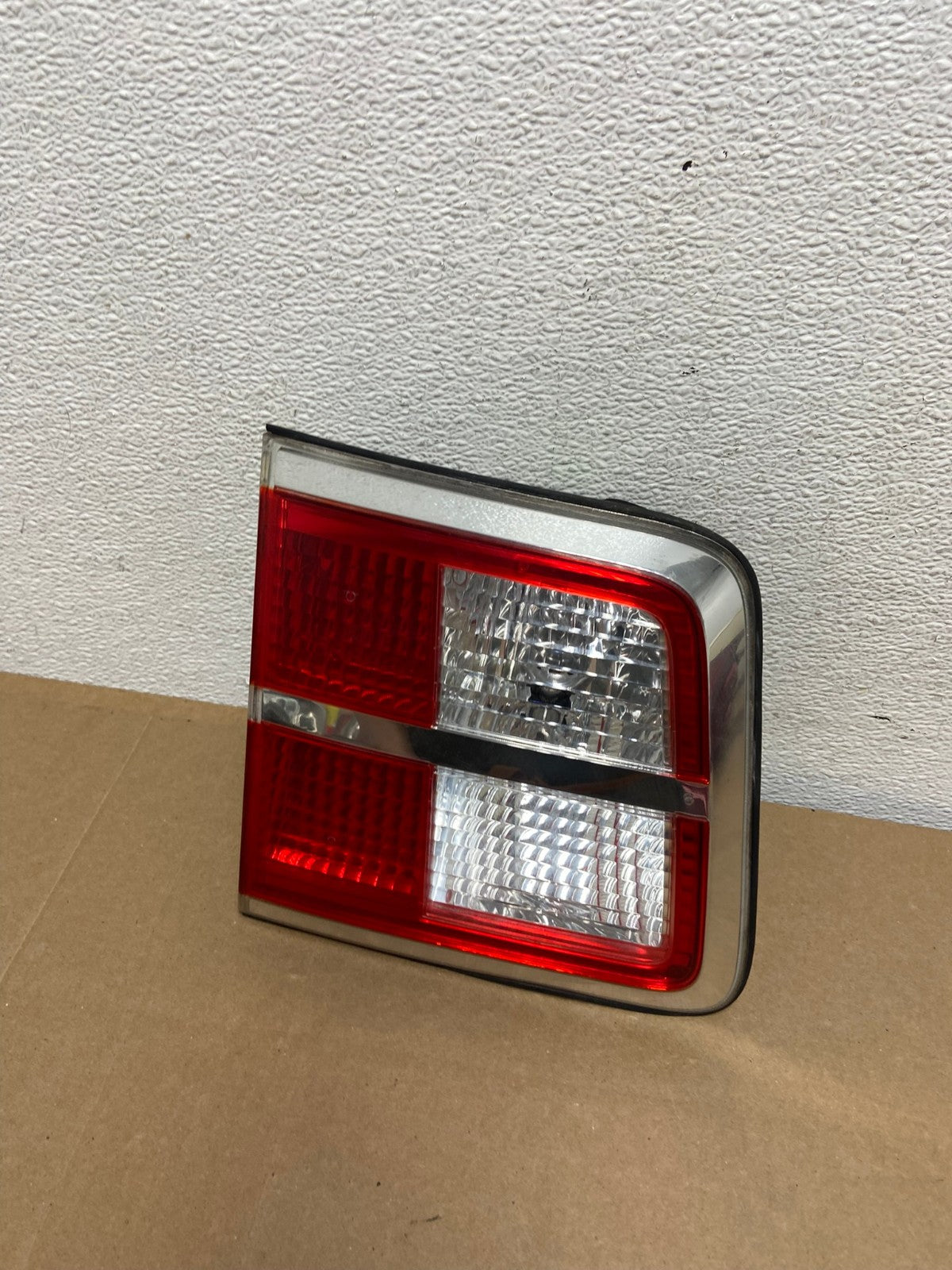 2007 to 2010 Saturn Outlook Left Driver LH Inner Tail Light OEM AC5557 LK0