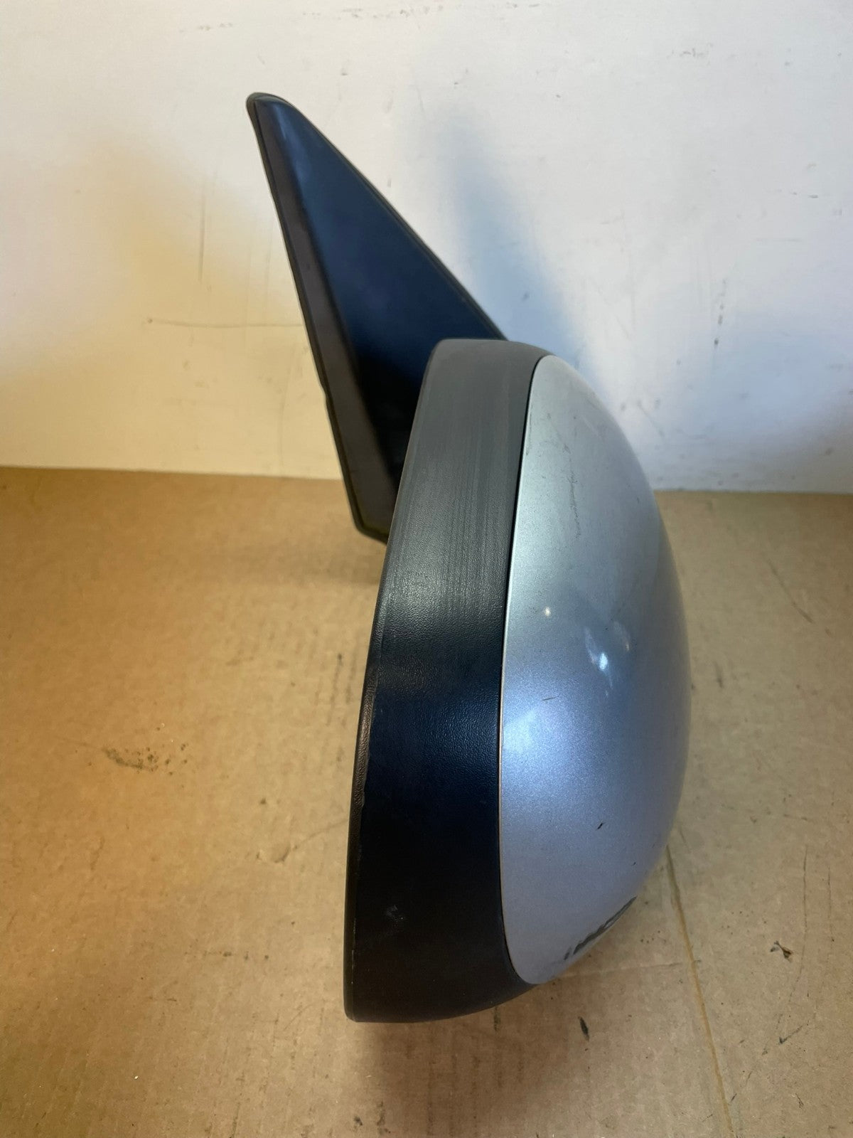2001 to 2006 Toyota Sequoia Right Passenger View Door Mirror AH6328 LK10