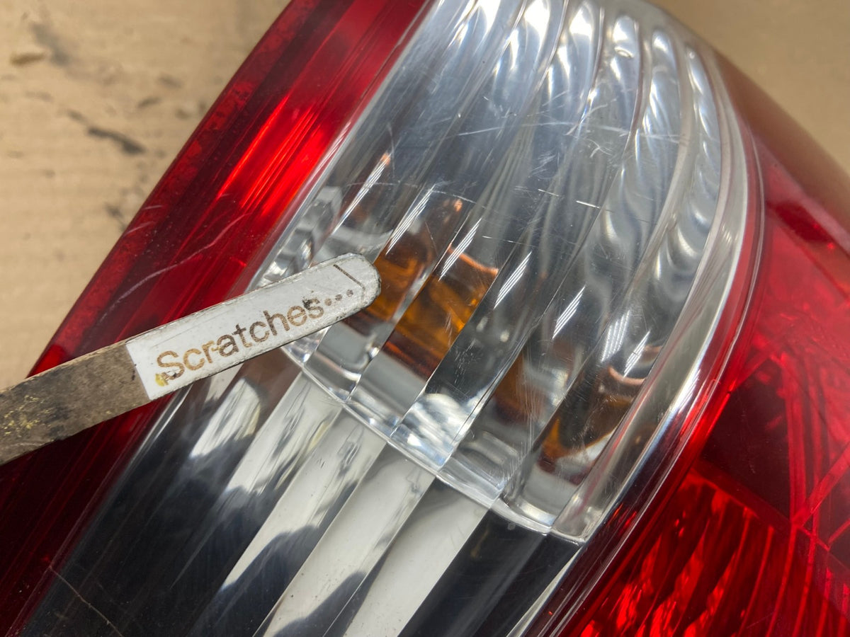 2005 2006 2007 Honda Odyssey Left Driver LH Side Tail Light AH4344 LK3
