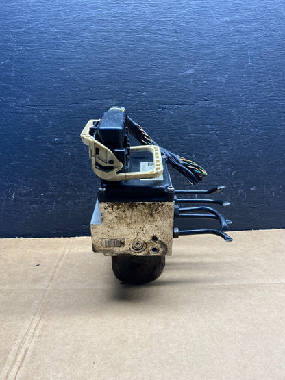 2013-2017 Chevrolet Express GMC Savana ABS Anti Lock Brake Pump AD3648 DG4