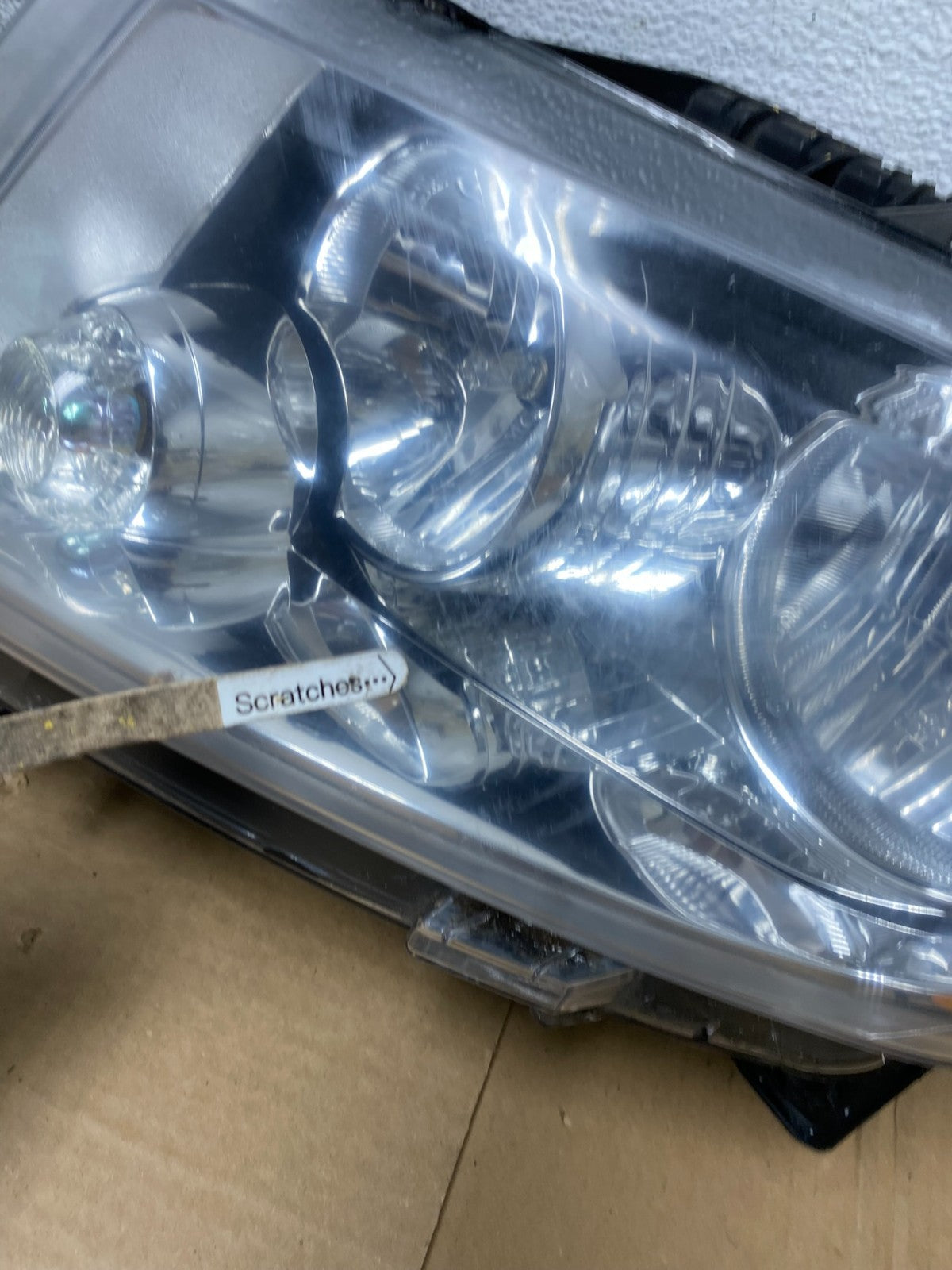 2011-2013 Jeep Grand Cherokee Left+Right Halogen Headlights AD3826 DW4