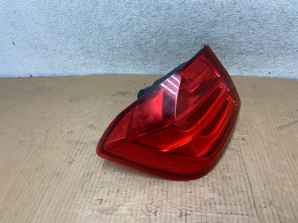 2012-2015 Bmw 3 Series F30 Sedan Left Driver LH Side Tail Light AI7072 LK2