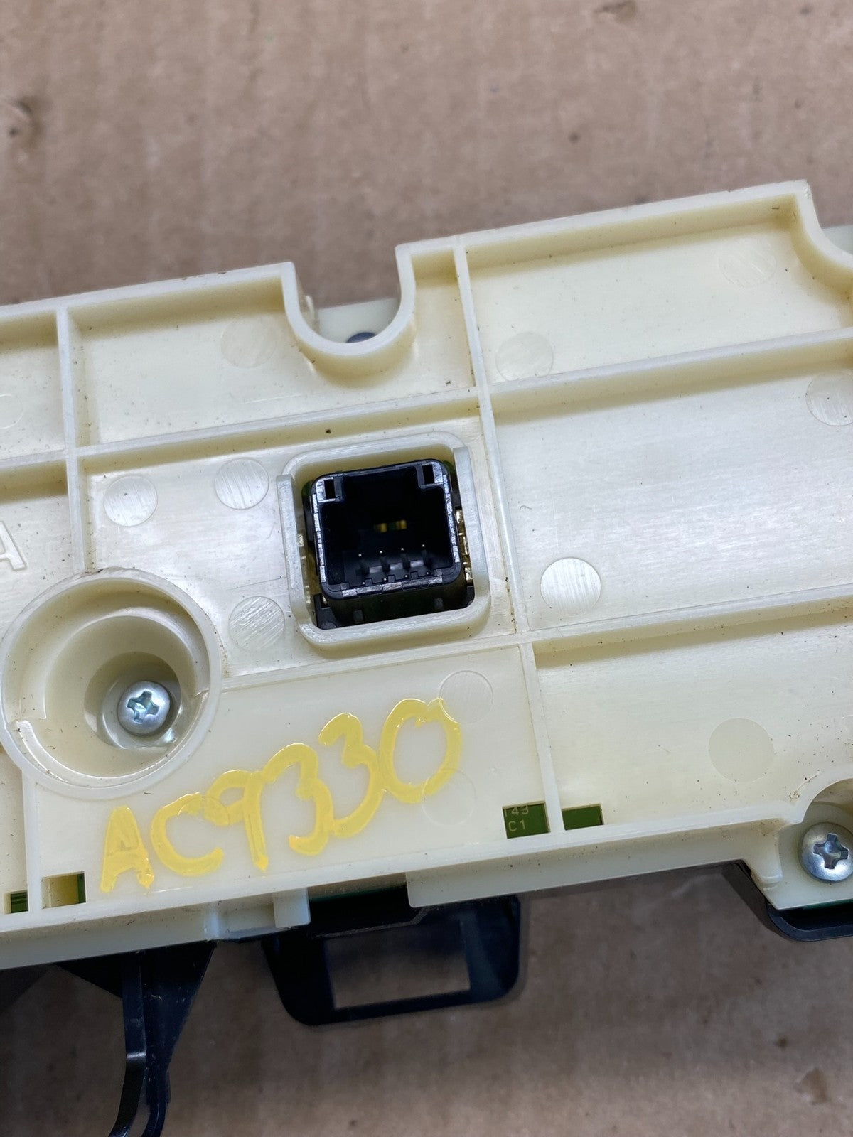 2010 to 2015 Toyota Prius A/C Heater Climate Control Unit Switch AC9330 DG6