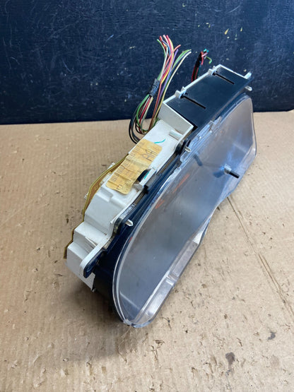 1999 Ford E250 E350 E450 VAN Speedometer Instrument Cluster ae4135 DG3
