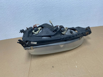 1995 to 1996 Toyota Camry Right Passenger RH Side Headlight OEM AB8032 DW6