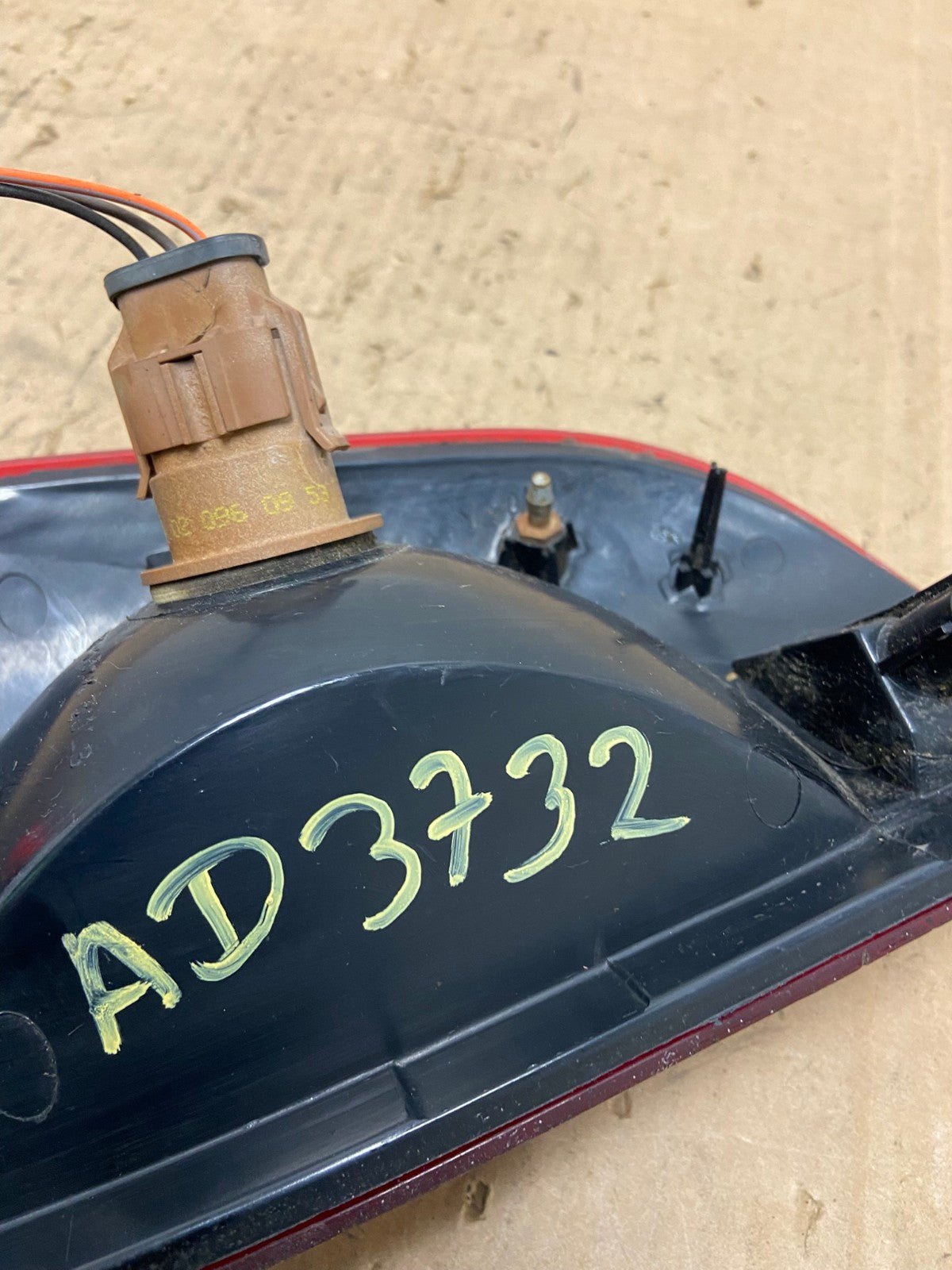 1997 to 2003 Ford F150 F-150 Right Passenger RH Side Tail Light AD3732 LK8