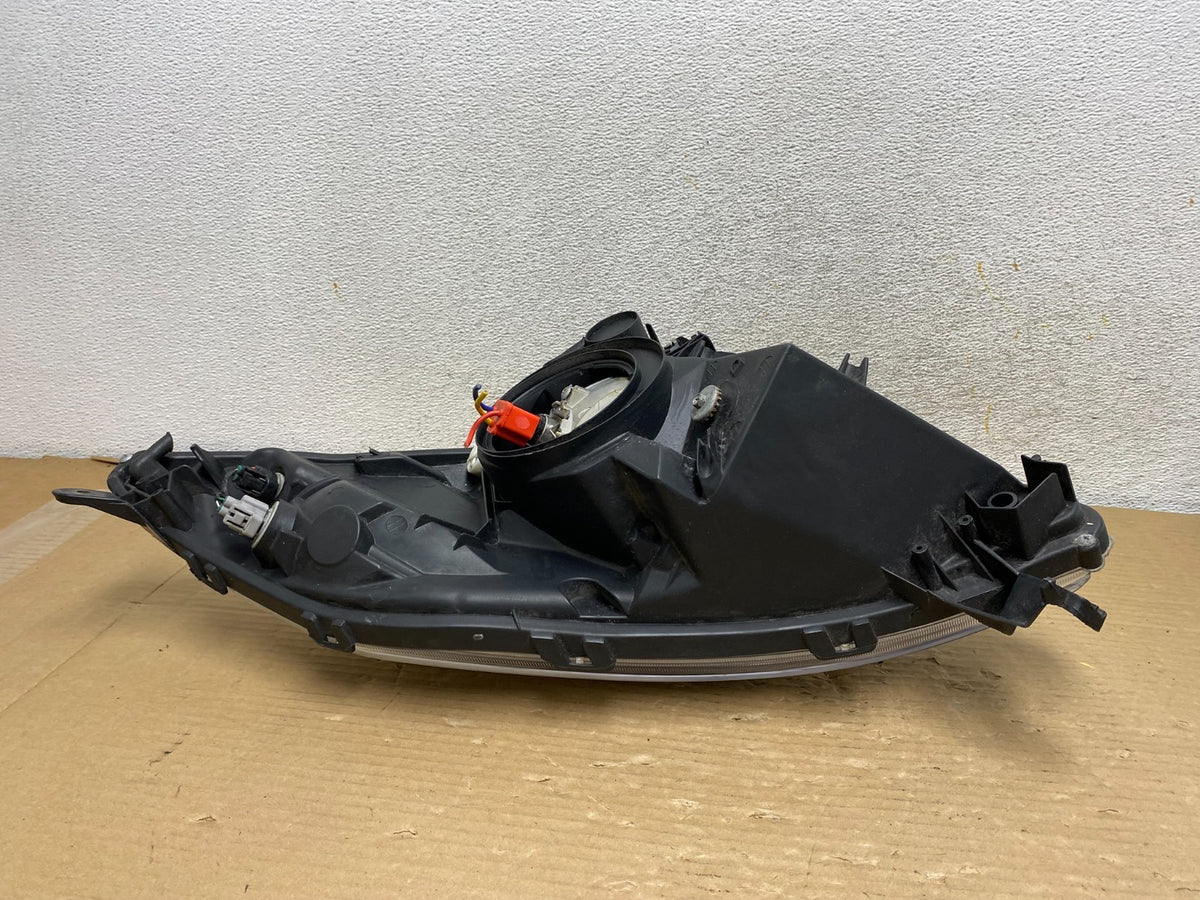 2006-2009 Toyota Prius Right Passenger Rh Side Headlight Halogen AH0575 DW4
